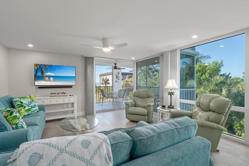 Island Beach Club #330B - image 3