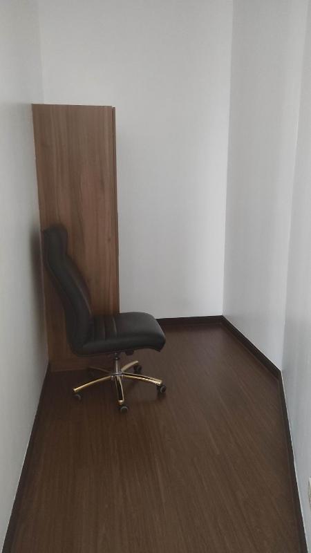 Penthouse 2 Bedroom with 4 Balconies in Makati PH - View of Skyline Manila Bay Sunset - Direct Access to the Mall - image 9