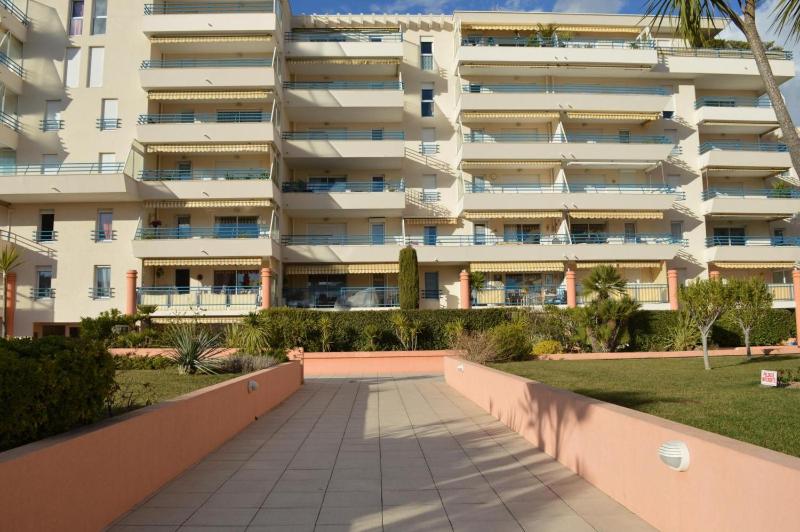 FS280-472 Appt 2 pièces 4 personnes FREJUS - image 7