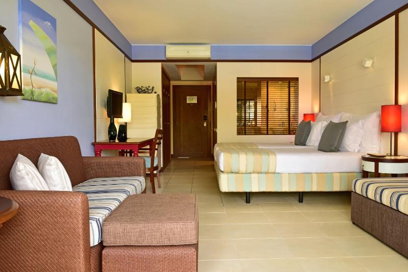 Family Room image 1