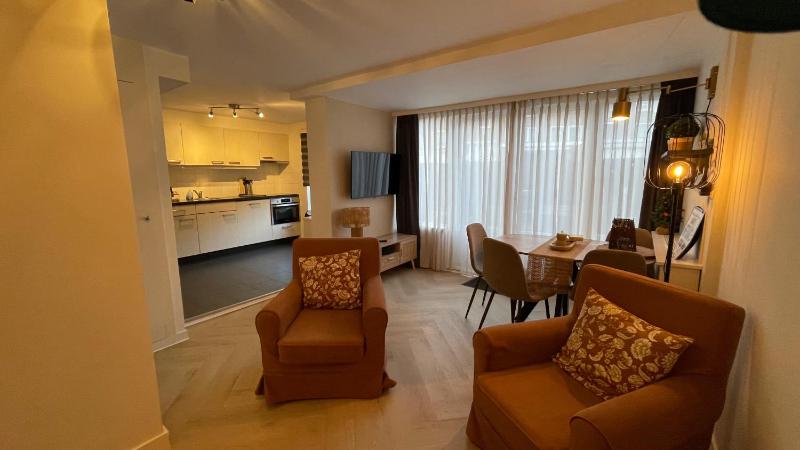 Schelvis Apartments - image 22