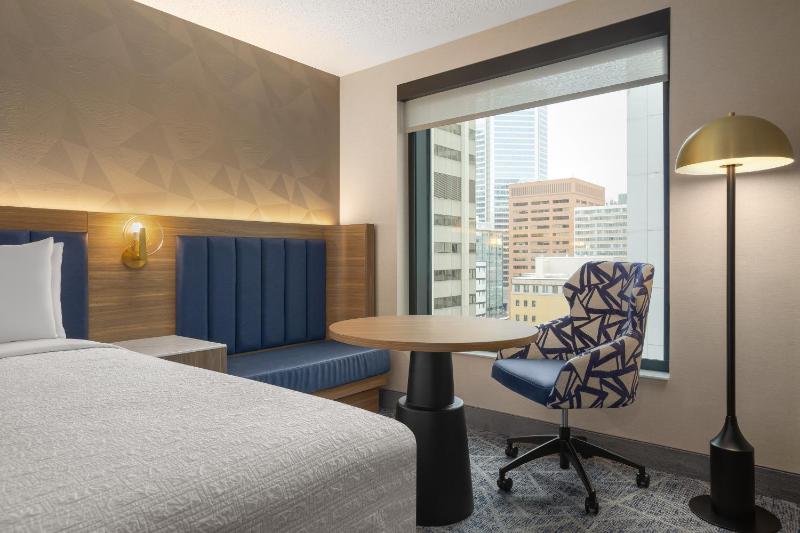 Hampton Inn By Hilton Calgary Downtown - image 7