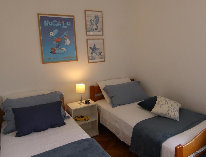 Apartments with parking space Supetar Brac - 13180 - image 11