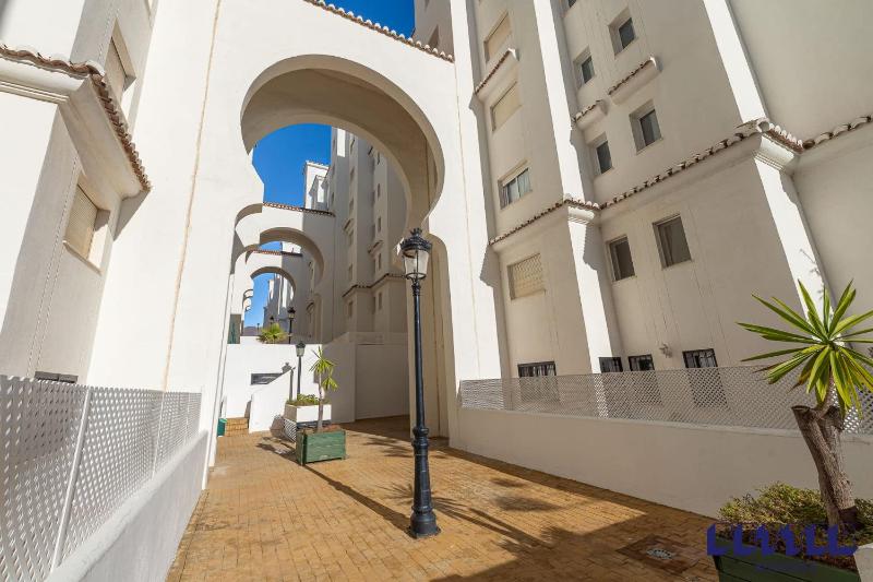 Premium 3BR w Seaviews Close to Port By Better Bookings - image 31