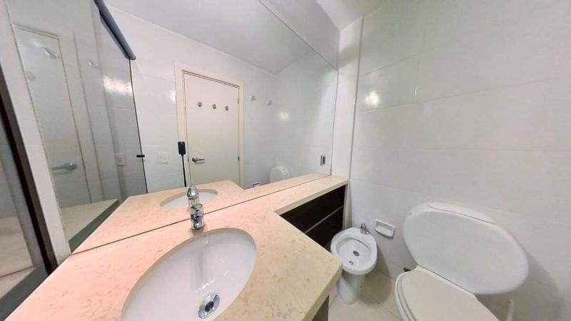 Espectacular apartamento en Parada 19 Playa Mansa 3 Dormitorios - image 3