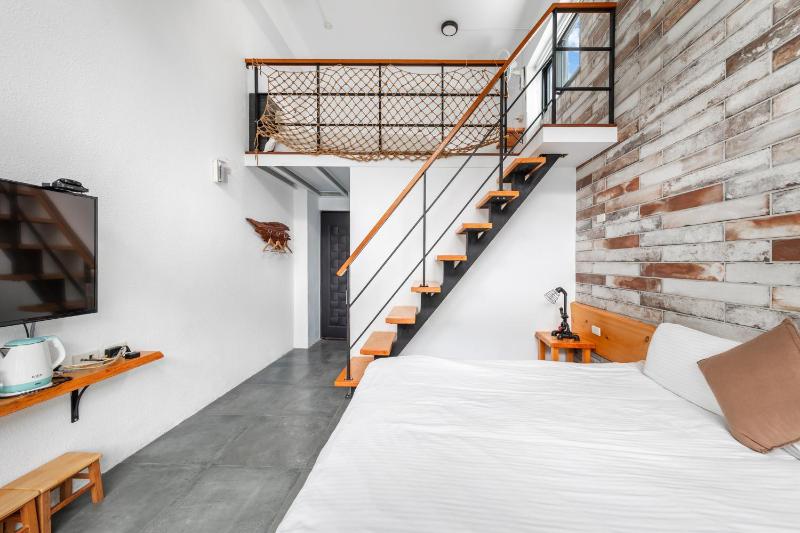 Qixingtan Xinghai B&B NO1044 & 2202 - image 3