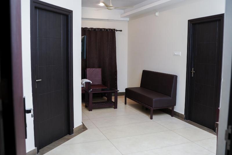 Gokulam suits guruvayur - image 3