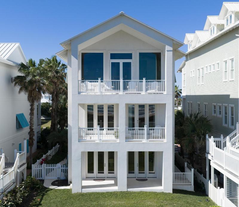 8242 Breakers Blvd home - image 38