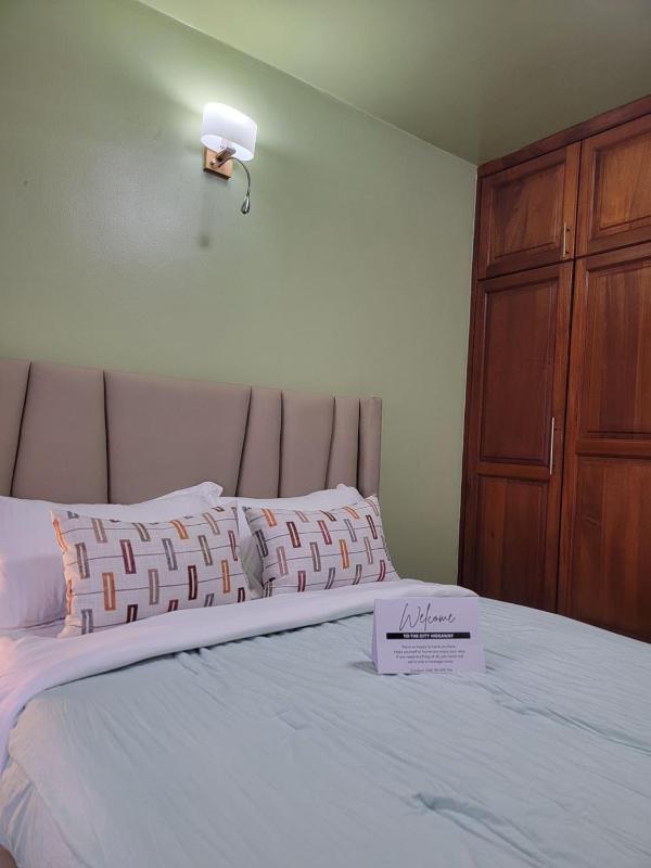 GEORGE SEECEE Suites Kiwatule - image 5