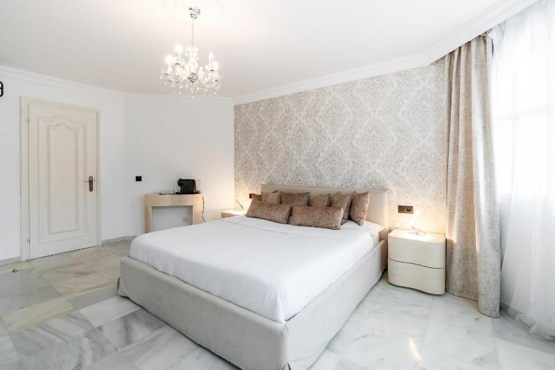 Palacio Suites Marbella - image 35