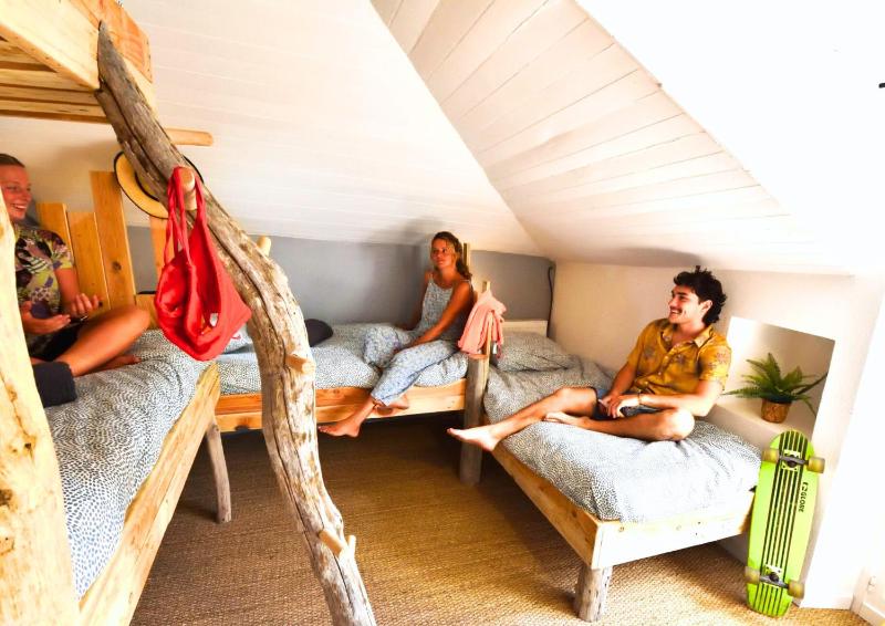 SURF HOSTEL BIARRITZ - image 38