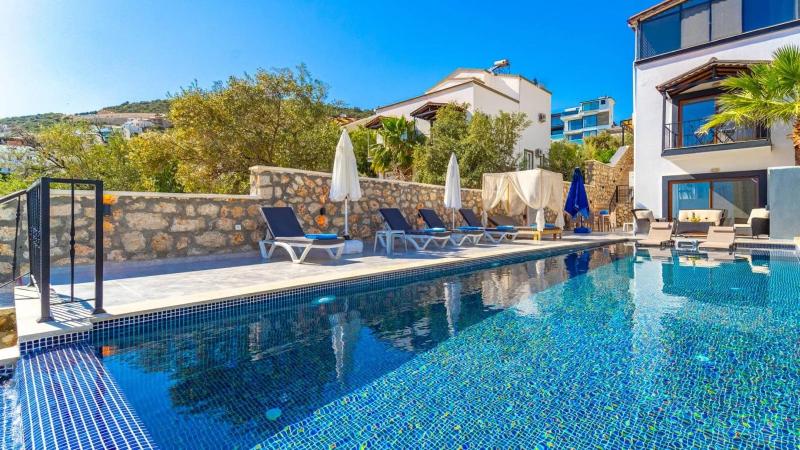 Kalkan 3 bedroom Villa within walking distance to the town - image 9