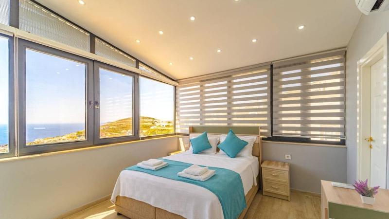 Kalkan 3 bedroom Villa within walking distance to the town - image 41