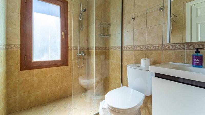Kalkan 3 bedroom Villa within walking distance to the town - image 46