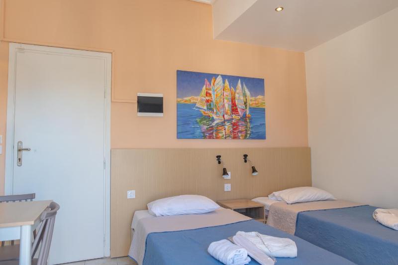 Achilleas Hotel Apartments - image 10