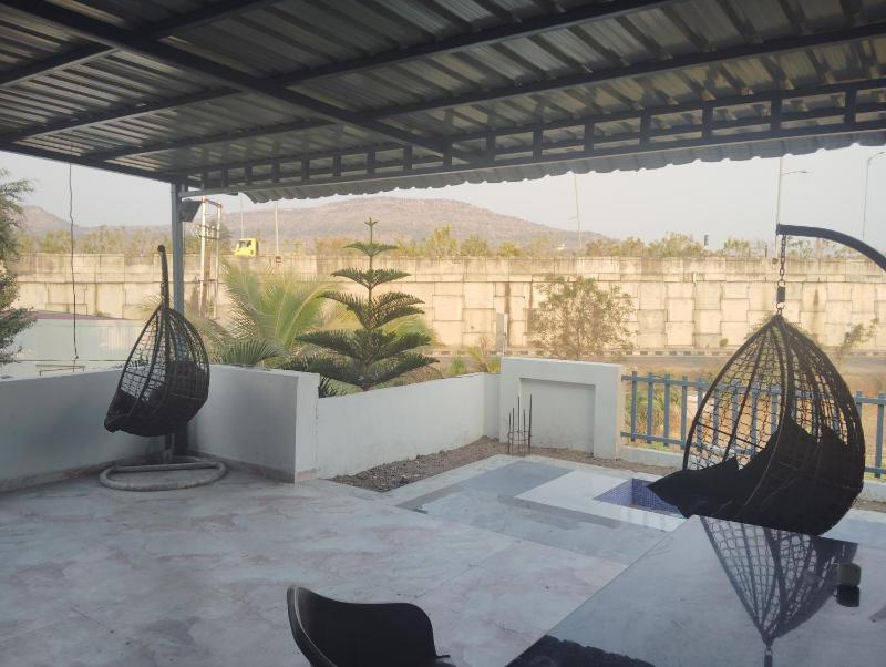 VERULAI RETREAT HOMESTAY  I  NEAR ELLORA CAVES AND GRISHNESHWAR TEMPLE I CLEAN AND PEACEFUL STAY - image 7
