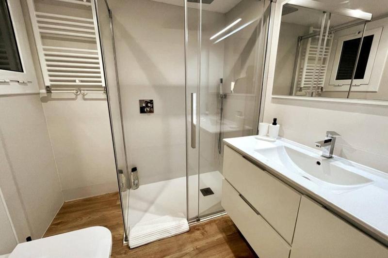 Luxurious 3-Bedroom Apartment with Pool Near Lloret de Mar Beach - image 8