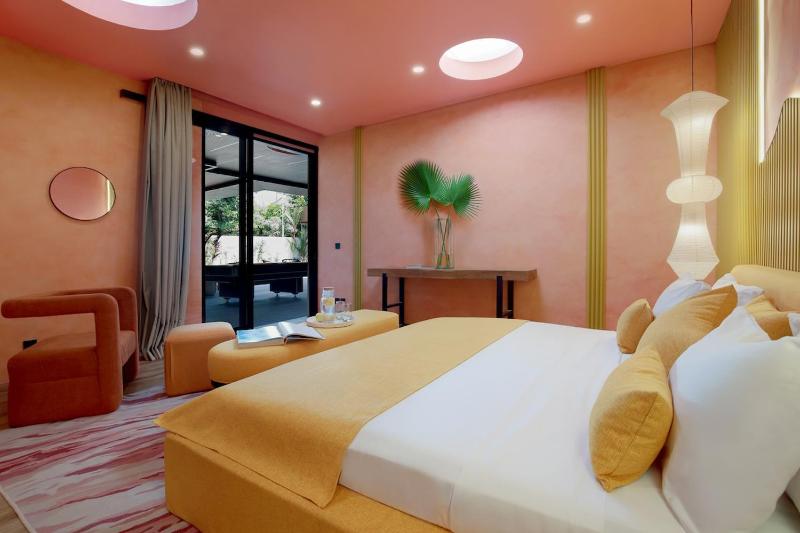 Canggu's Latest Showstopper Designers 7-Bed XXL Happy People Villa off Nelayan Beach - image 11