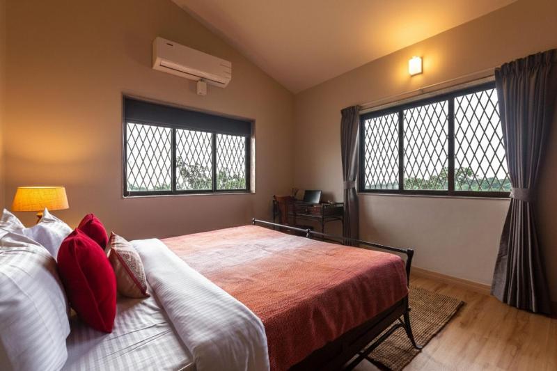 Emerald Greens by VEO StayVista - 3BHK Villa with Sauna & Private Pool - image 27