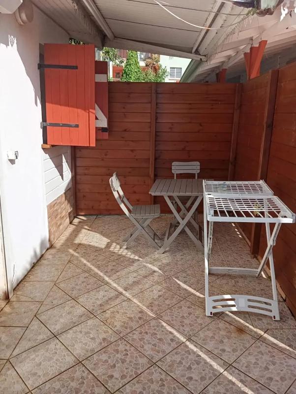 Studio charmant avec piscine privée à Rivière-Pilote 25 m² - image 6