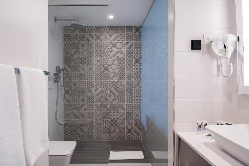 Privilege Double Room image 2