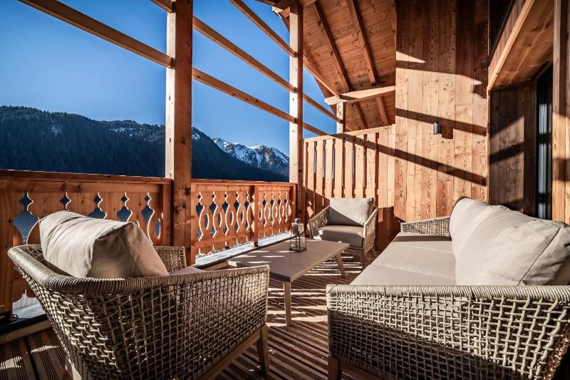 Apartment Danton Châtel - by EMERALD STAY - image 38