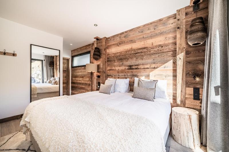 Apartment Danton Châtel - by EMERALD STAY - image 6