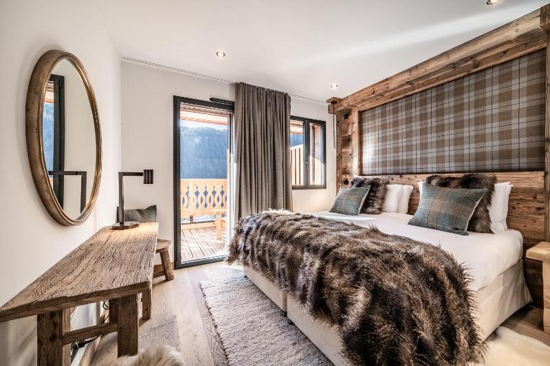 Apartment Danton Châtel - by EMERALD STAY - image 4