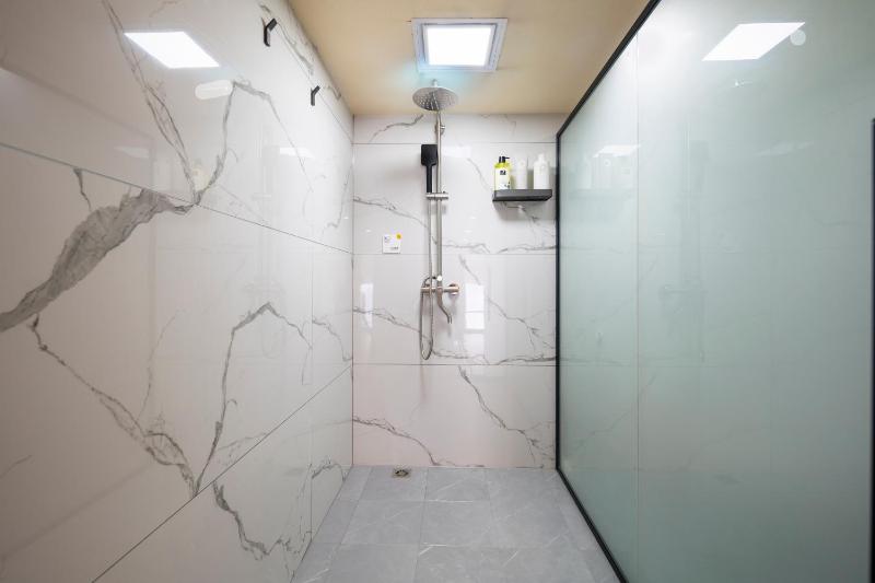 Yunfan River View Suite Apartment Chongqing Jiefangbei Chaotianmen - image 16