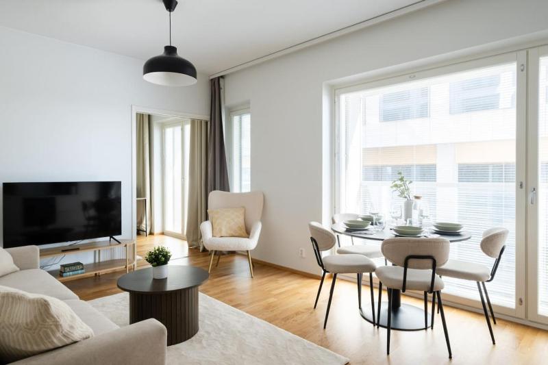 Modern apartment near Pasila Railway Station - image 1