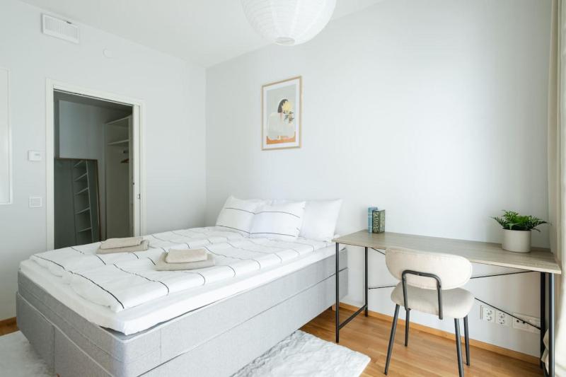 Modern apartment near Pasila Railway Station - image 10