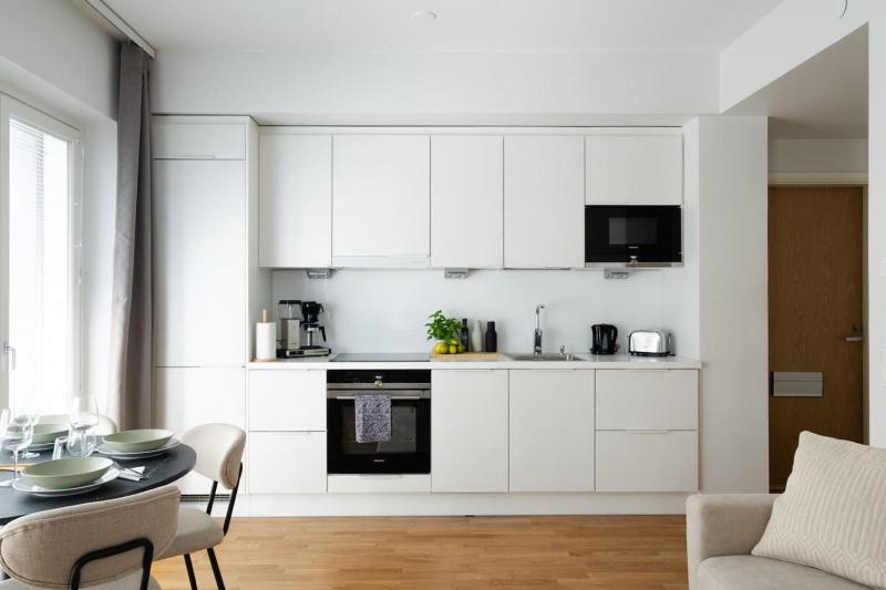 Modern apartment near Pasila Railway Station - image 11