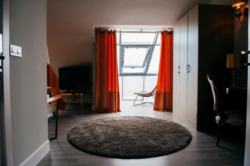 Hotel Art Santander - image 34