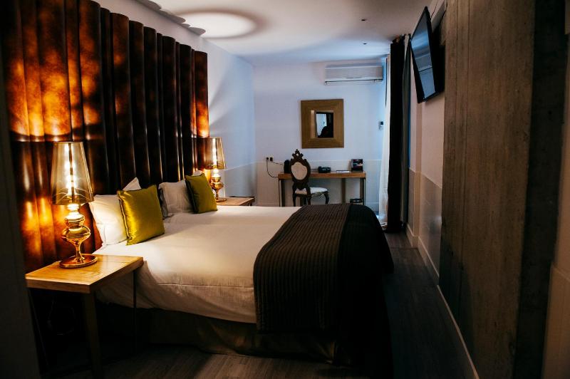 Hotel Art Santander - image 15