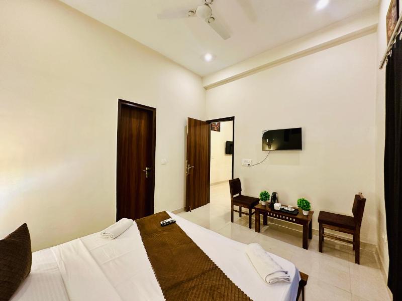 Hotel Oxygen Inn-Noida Sector 51 - image 2