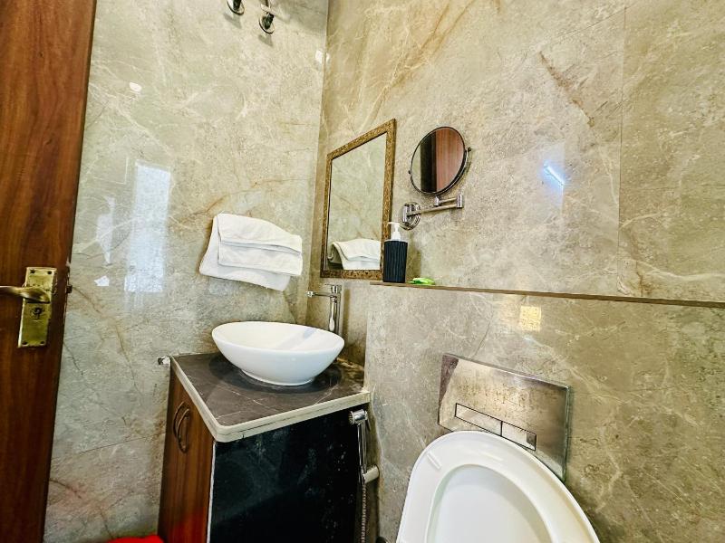 Hotel Oxygen Inn-Noida Sector 51 - image 32