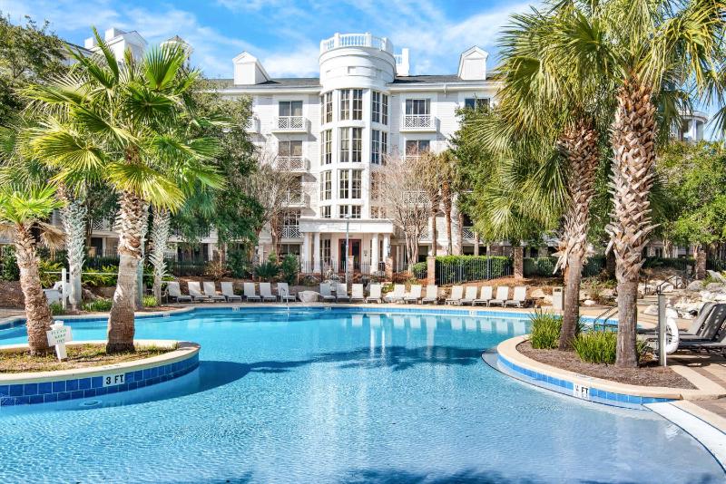 Lasata Grand Sandestin Resort at Baytowne Warf Pool Beach & Shuttle Access - image 28