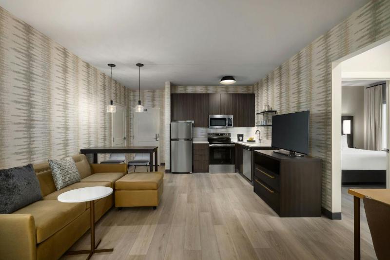 Residence Inn by Marriott Navarre Waterfront - image 16