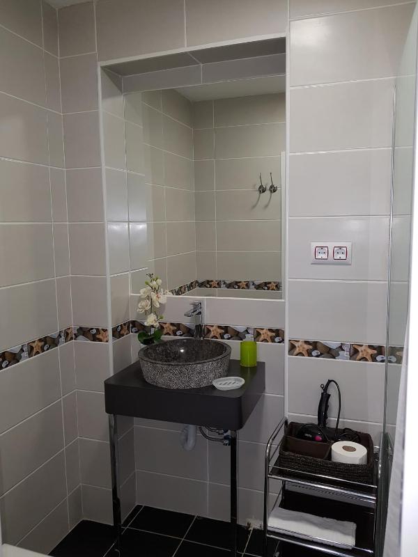 Standard Suite image 3