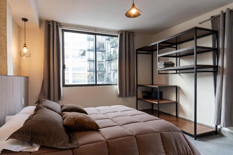 Sunny condo with rooftop in Roma Norte - image 21