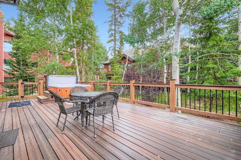 Village Point 120 townhouse - image 11