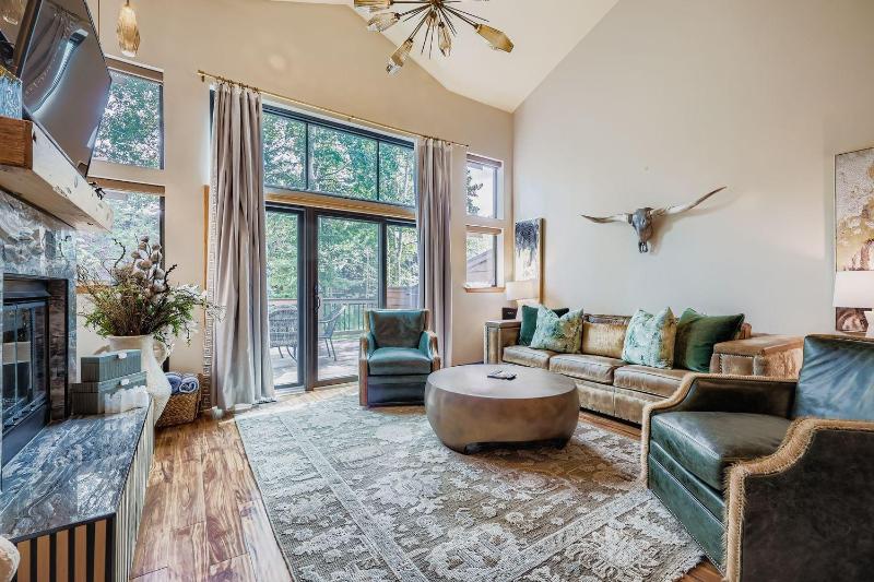 Village Point 120 townhouse - image 14