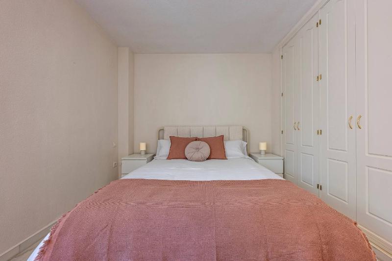 The Scandi-Aries Studio Luxury in Nueva Andalucia - image 13
