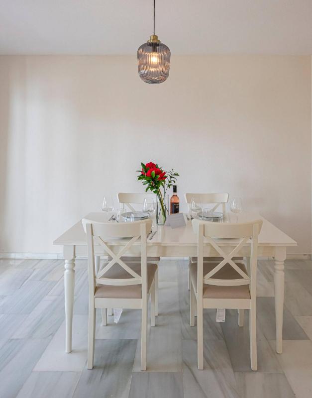 The Scandi-Aries Studio Luxury in Nueva Andalucia - image 6