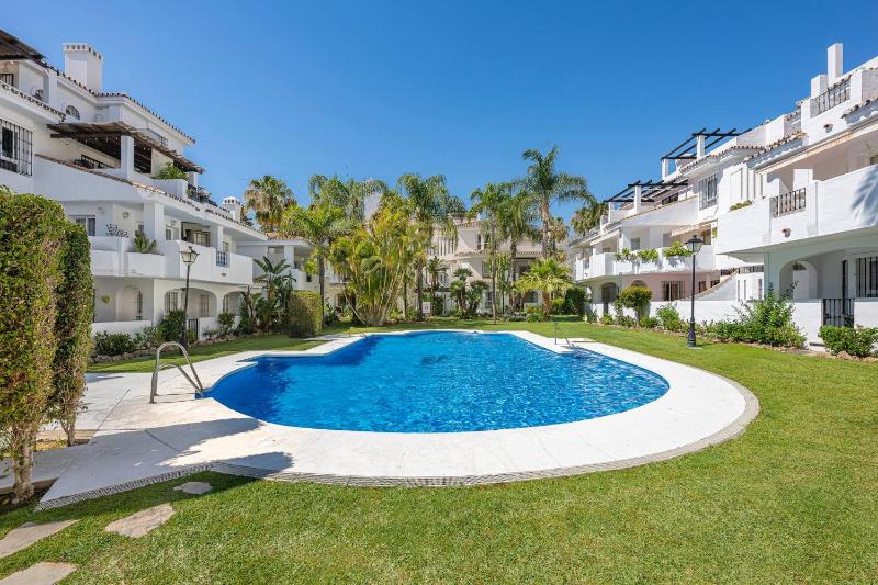 The Scandi-Aries Studio Luxury in Nueva Andalucia - image 3