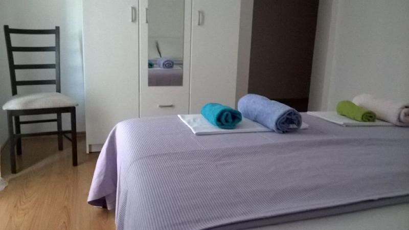 Double Room with Balcony image 4