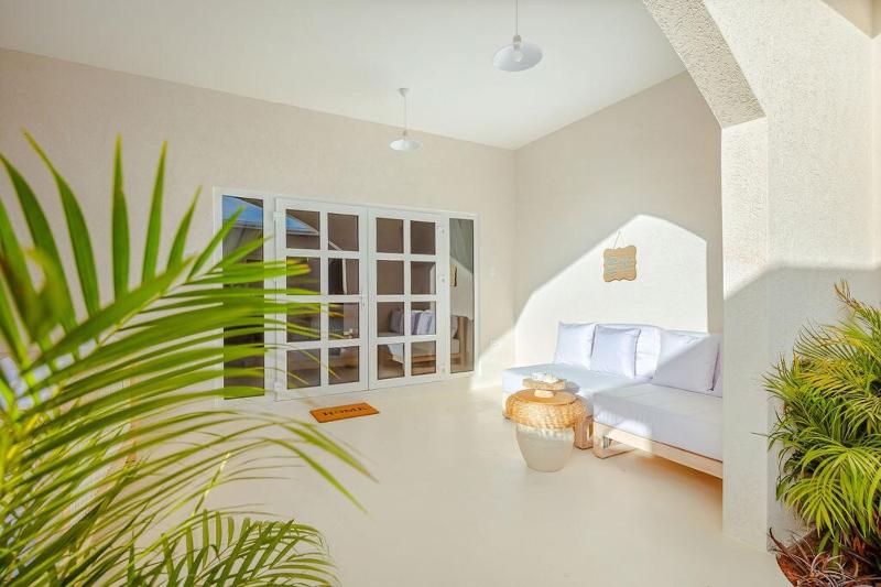 Soulful Escape Spacious 5BR Villa by Bocobay - image 9