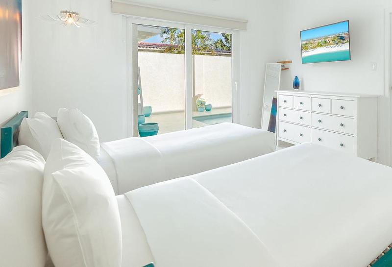Soulful Escape Spacious 5BR Villa by Bocobay - image 34