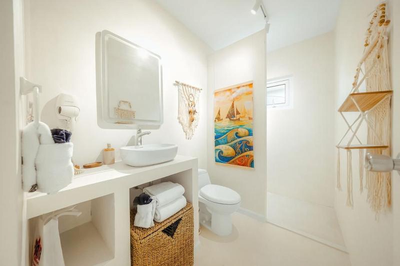 Soulful Escape Spacious 5BR Villa by Bocobay - image 41