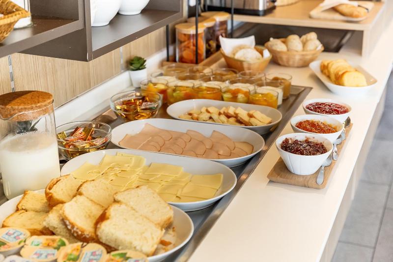 Comfort Hotel Lille Lomme - image 15